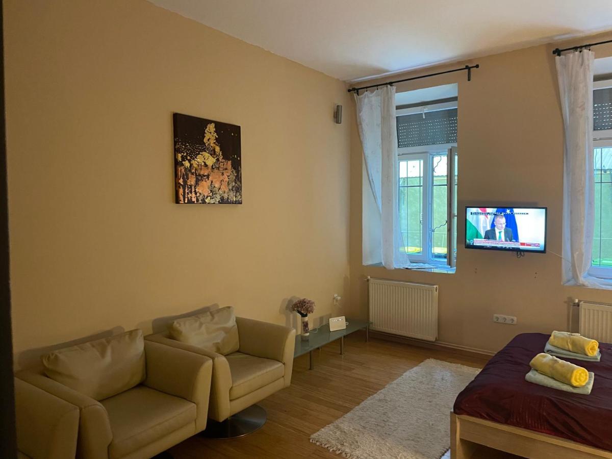 דירות Budapest Clark Apartman ** מראה חיצוני תמונה